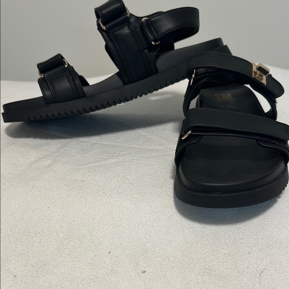 NEW. Steve Madden New York. Womens US 11  Mona Sandals - Picture 2 of 6